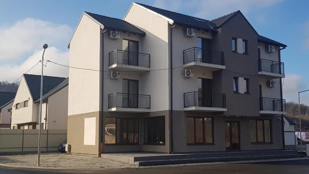 Apartament 10 Budiu Marosvásárhely Kültér fotó